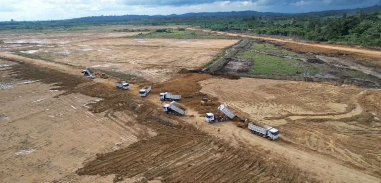 Pematangan lahan proyek BEC sedang berlangsung di Bengalon, Kutai Timur